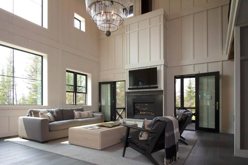 New Rustic Modern Cabin At Lutsen Mountains ภายนอก รูปภาพ